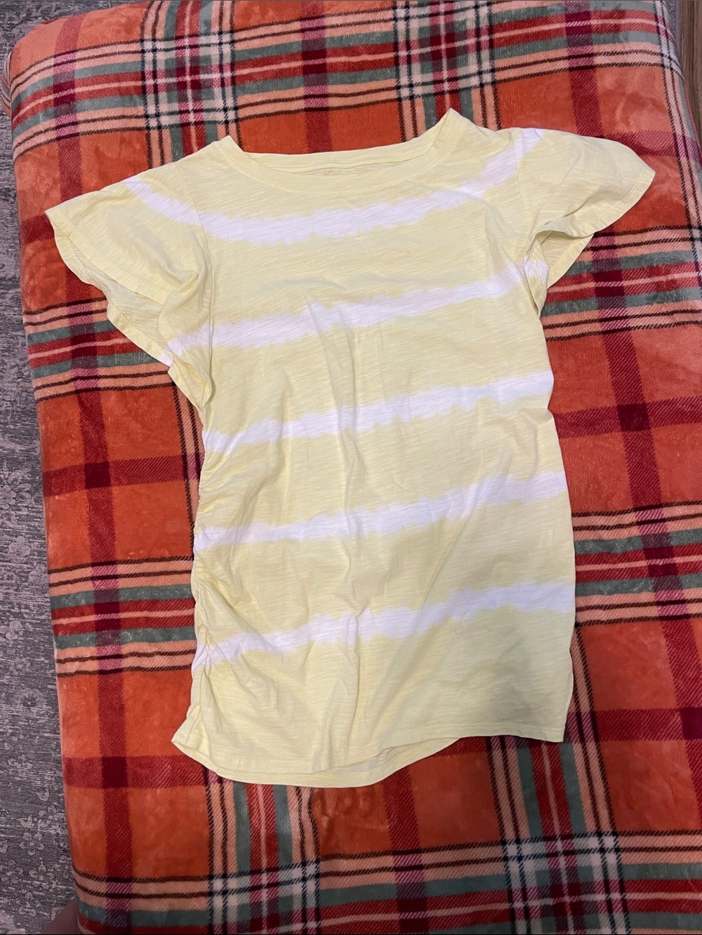 Size medium maternity tshirt bundle - Picture 3 of 7